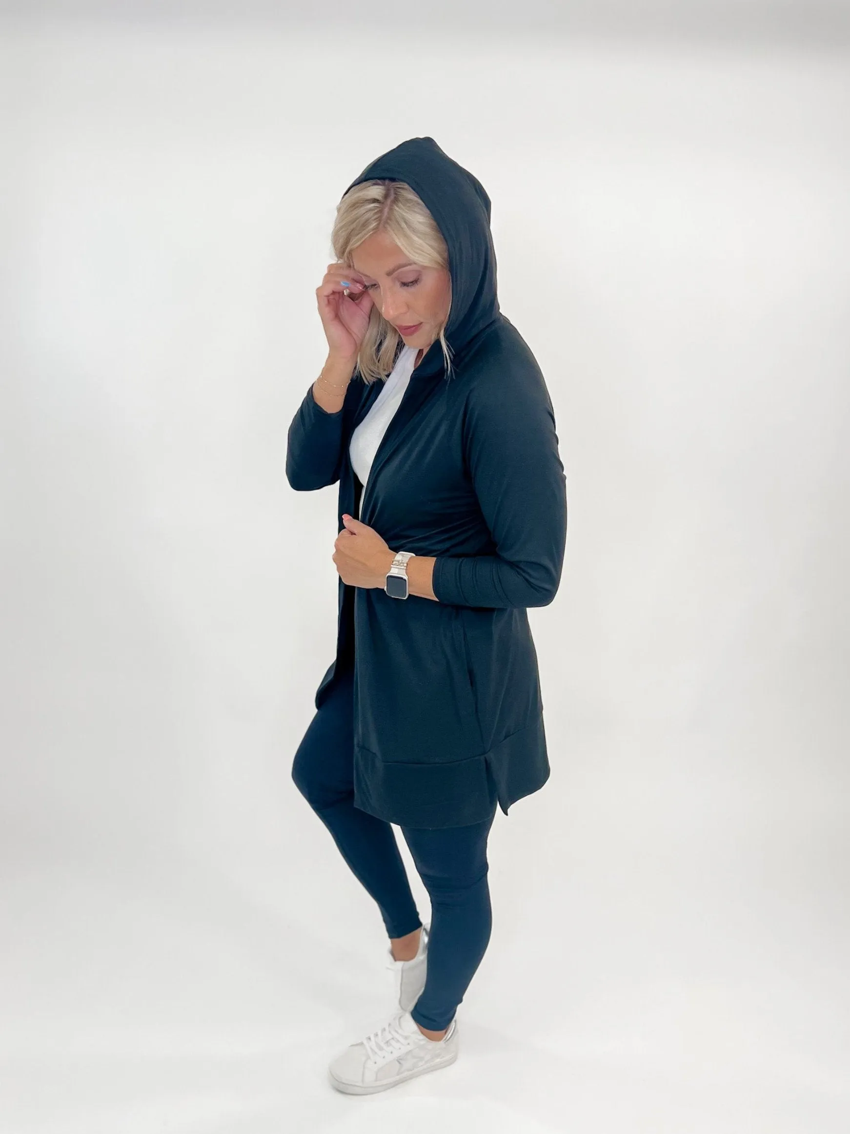 Everywear Cardigan, Black