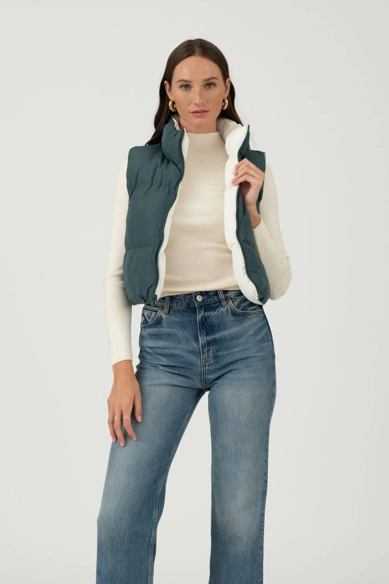 REVERSIBLE ZIP UP CROPPED PUFFER VEST
